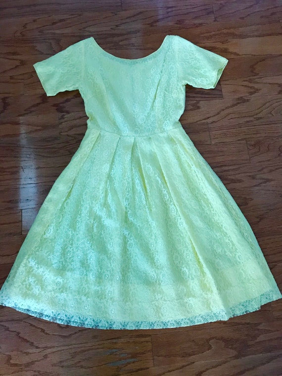 50's vintage yellow lace fit and flare-24-25"W - image 4