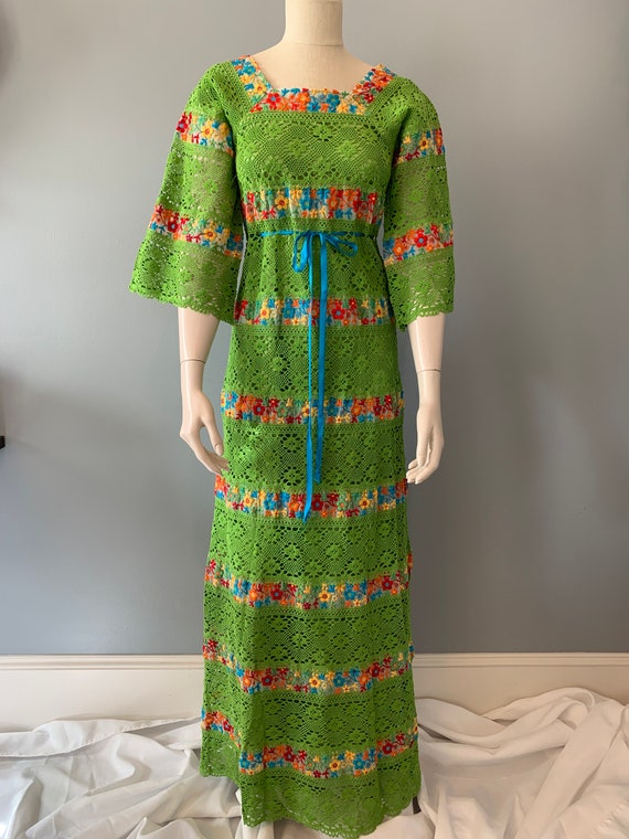 Vintage bright green cotton lace floral Mexican w… - image 2