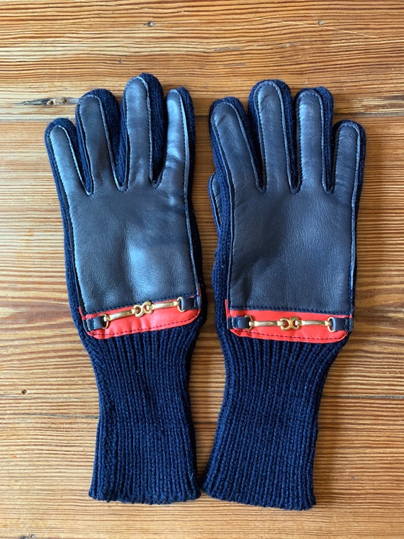 Darling red and navy 70s knit and vinyl gloves-NOS