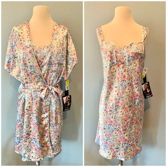 Vanity fair gown and robe set sale