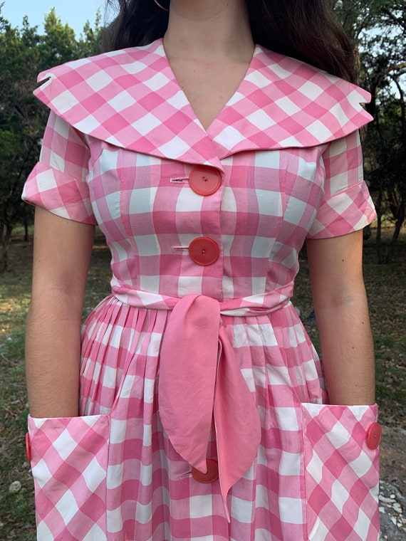 Darling 50s pink gingham cotton dress-26"W - image 6