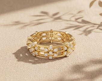 Anillo de boda para mujer con diamantes cultivados en laboratorio, talla redonda y diseño floral, de 0,45 quilates en total, en oro macizo de 18 quilates. Joyería de lujo.