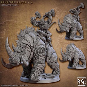 Op de afbeelding: Een grijze miniatuurfiguur van een dwerg die op een neushoorn rijdt en een hamer vasthoudt. De neushoorn heeft gedetailleerde bepantsering en een grote hoorn. De tekst "BEHEMOT RIDER + A ALTERNATIVE VERSION!" is inbegrepen.