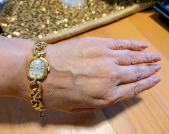 Vintage Bucherer Gold Plated Swiss-Made Manual Wind Ladies Watch