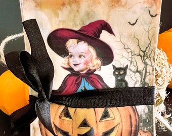 Vintage 1950s Halloween Treat Bags: Witch & Black Cat Design, Set of 8