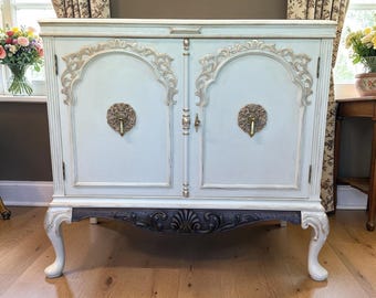 Refinished Buffet Sideboard, French Provincial, French Country, Cabinet, Berkey Gay antique Vintage