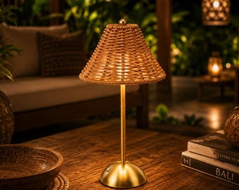 Lampada da tavolo in rattan stile boho, luce notturna a LED ricaricabile senza fili in bambù