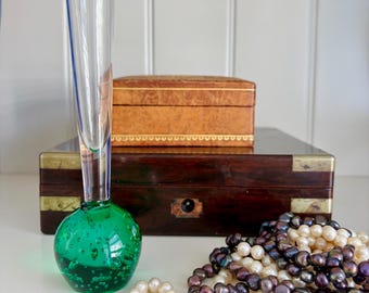 Vintage Fenton Art Glass Basket: Emerald Green, Lambs Tongue