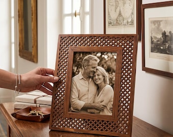 Hand Carved Antique Wooden 7x5 Natural Brown Picture Frame