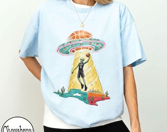 Comfort Colors® Wemby Alien Basketball Shirt, Retro Texas UFO Dunk T-Shirt, Hand Drawn Space Alien Hoops Graphic Tee, San Antonio Sports