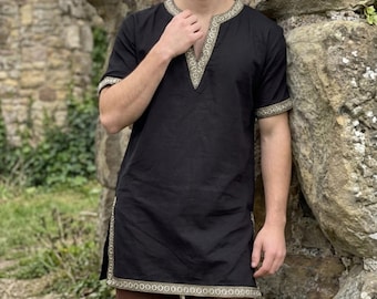 Mens Medieval Tunic Shirt Linen Renaissance Faire Costume LARP Viking Cosplay Reenactment Outfit Short Sleeve V Neck Gift for Men