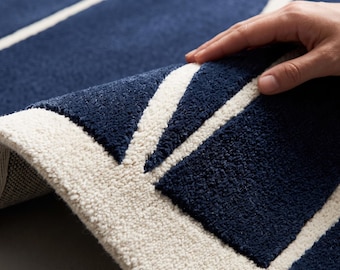 Tappeto moderno in lana blu navy con motivo geometrico, trapuntato a mano, tappeto astratto minimalista, tappeto contemporaneo per soggiorno, tappeto personalizzato realizzato a mano.