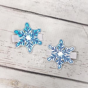 Snowflake hair clip