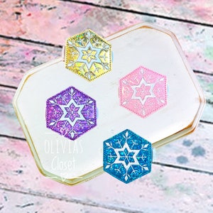 Snowflake hair clip