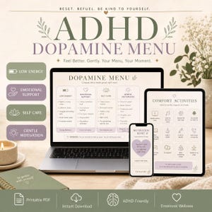 Może przedstawiać: Cyfrowe menu dopaminowe ADHD wyświetlane na laptopie, tablecie i smartfonie. Menu zawiera kategorie takie jak Niska energia, Wsparcie emocjonalne, Samoopieka i Delikatna motywacja. Notatnik i świeca znajdują się na pierwszym planie.