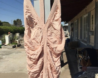 VTG Bebe Różowy marszczony dzianinowy top Y2K z koralikami Bugle, Barbiecore, rozmiar S