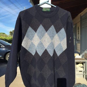 Sweter z wełny lyle & scott argyle z lat 90. z logo na rękawie, wyprodukowany w Nowej Zelandii, rozmiar L zdjęcie 1