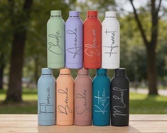 Botella de agua personalizada con la flor de nacimiento, vaso grabado con nombre – Regalo para damas de honor