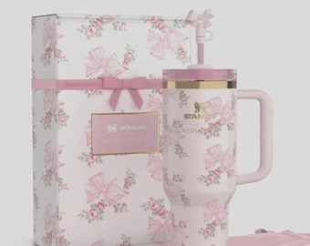 stanley x loveshackfancy quencher 40oz blooming heirloom wordt nu snel verzonden