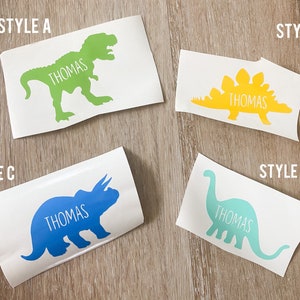 Dinosaur decal, Personalized Dinosaur Sticker, Dinosaur decal for water bottles, Dinosaur name decal for school, dinosaur name label