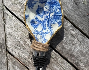 Hand Painted Oyster Shell Wine Stopper - Blue Floral