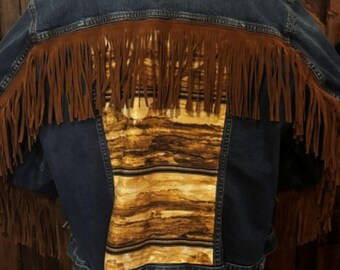 Veste en jean avec franges brunes et accents rustiques rustiques - TG