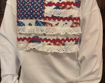 Sweat-shirt ras du cou brodé motif du 4 juillet