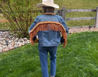 Veste en jean à franges et détails en strass - Moyenne