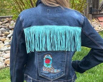 Veste en jean à franges et bottines de cow-boy brodées dans le dos - Petit