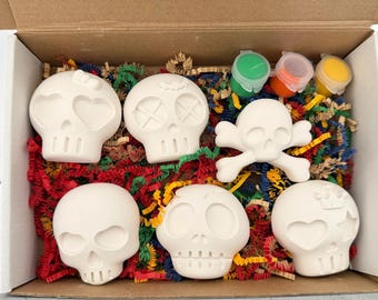 Totenkopf-Malset, Halloween, Totenkopf-Kunst, Gruselsaison, Geister, Gipsmalerei, Gastgeschenke, Kürbisse