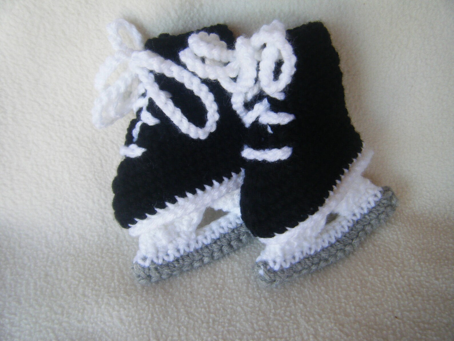 Crocheted Baby Girl Ice Skates/hockey Skates Christmas Etsy