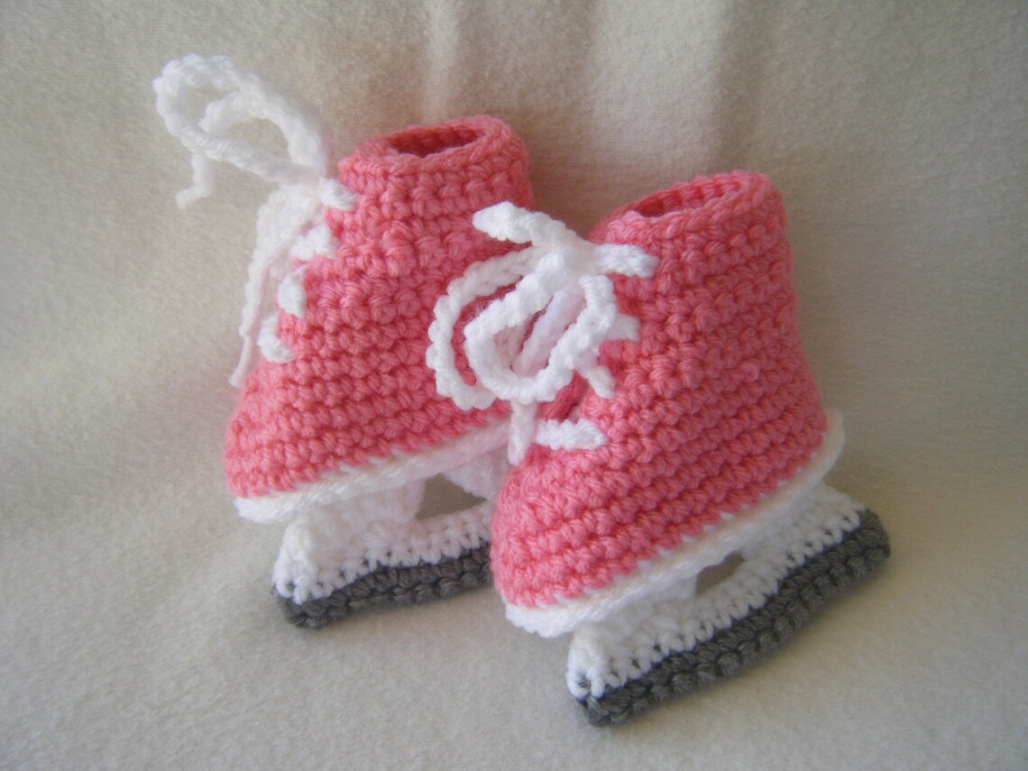 Crocheted Baby Girl Ice Skates/hockey Skates Christmas Etsy