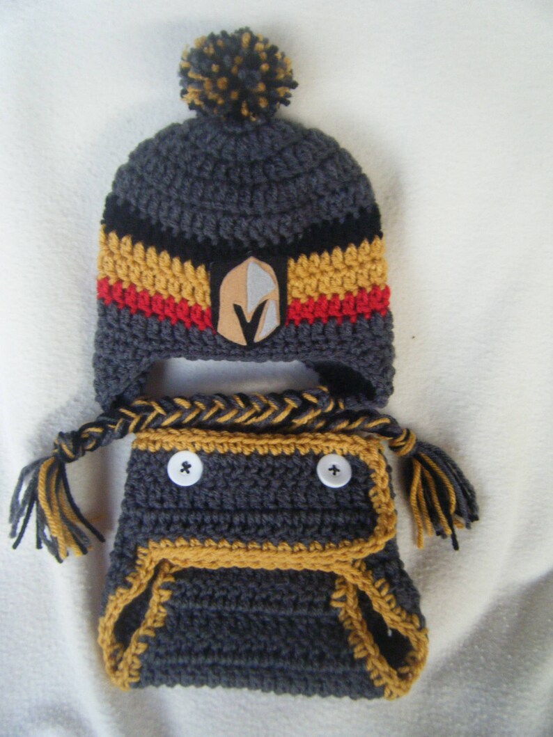 Crocheted Golden Knights Inspirado Sombrero & Pañal Cubierta | Etsy