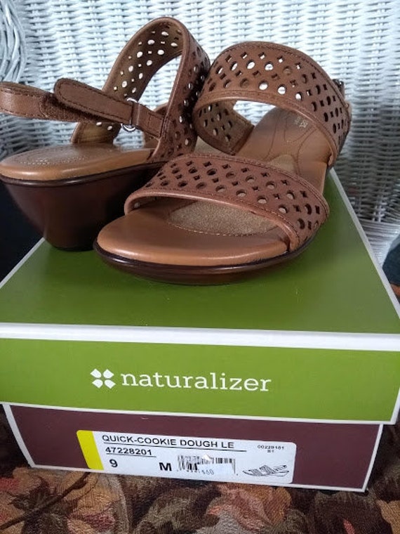Vintage NEW NATURALIZER Leather Sandals -  Comfor… - image 2