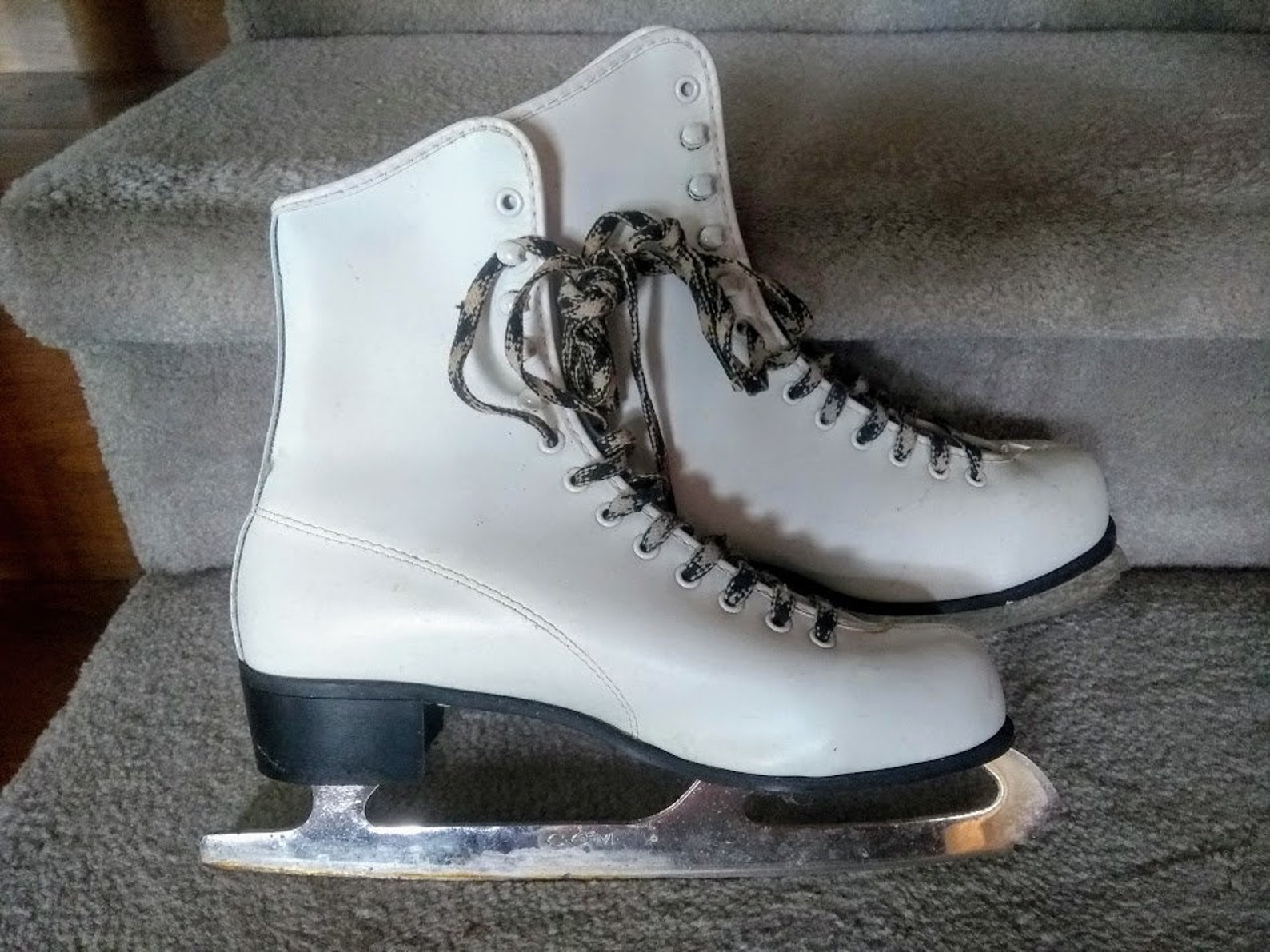 Vintage Ice Skates White Lace Up Boot Ladies Size 8 CCM Etsy
