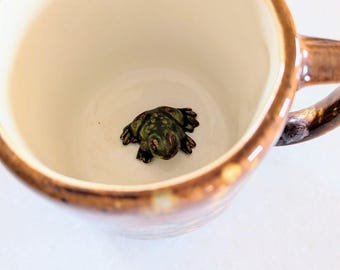 Vintage 1970s Handmade Frog Surprise Mug