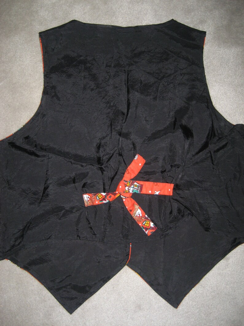 Plus Size Halloween Vest - Kitsch Cotton Print - Ghost, Haunted House, Moon, Bats - Unisex Womens Size 18 image 3