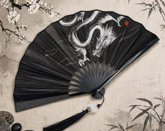 Ventiladores japoneses elegantes y refinados