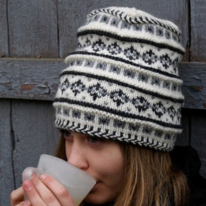 Hand Knit Hat/ Knitted Beanie/ 100% Wool Hat/ Soft Winter Hat/ Winter Beanie/ SandraStJu Design/ Nordic/ Handmade image 1