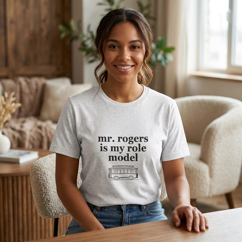 Mr. Rogers Is My Role Model T-Shirt | Mister Rogers Neighborhood Tee afbeelding 1