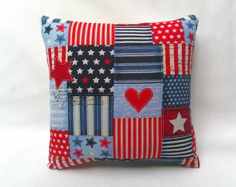 Patriotic Mini PIllow, July 4, Americana, Small Pillow 8 3/4" x 9"