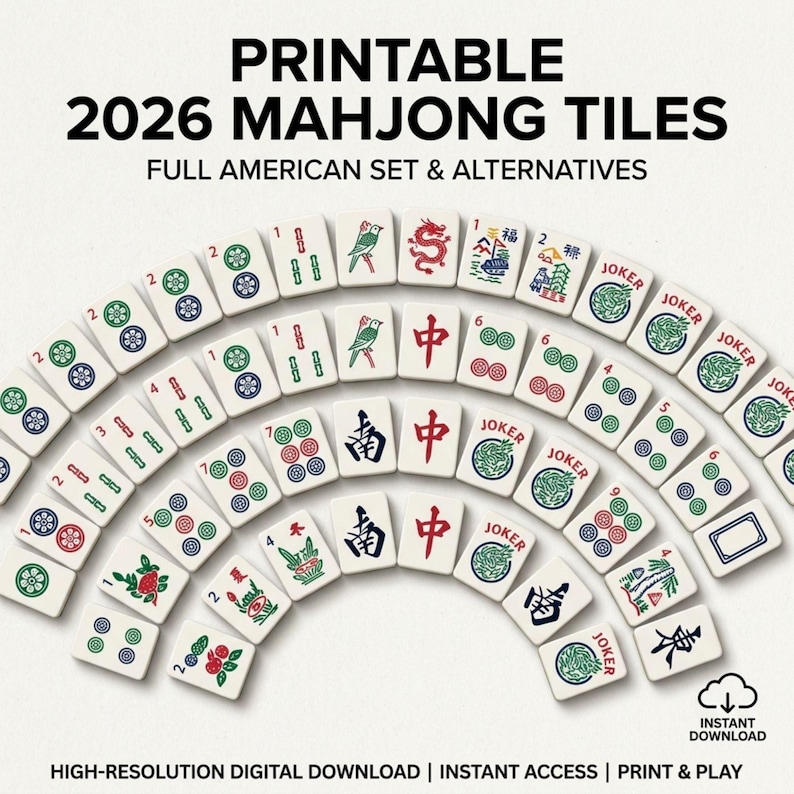 Peut inclure: Tuiles de Mahjong imprimables 2026. L'image montre un ensemble am&eacute;ricain complet et des alternatives. Les tuiles sont blanches avec divers symboles, chiffres et caract&egrave;res en rouge, vert et bleu. Le texte comprend "T&eacute;l&eacute;chargement instantan&eacute;".
