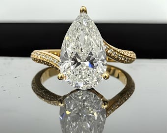 4.00ct pear moissanite diamond ring,14kt yellow gold halo engagement ring
