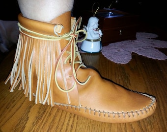 High Top fringed moccasin