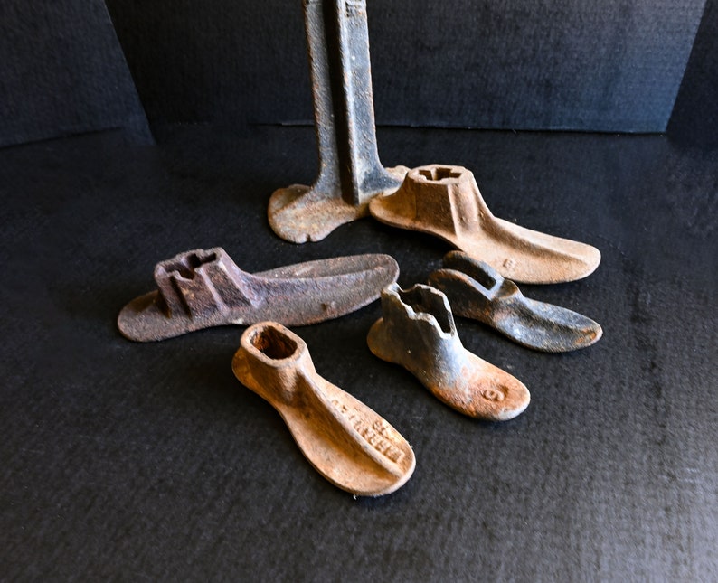Antique Cobbler Anvil With 5 Child Shoe Lasts Big Boy Etsy
