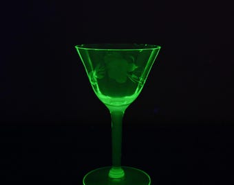 Uranium Wine Glass Tiffin Weston Etched Berry 1930's
