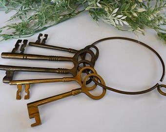 Faux Jail Cell Keys Heavy Brass Costume Prop