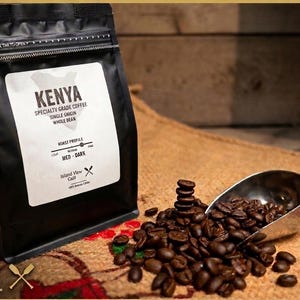 Café especial AA de Kenia – Origen único, tueste medio-oscuro, grano entero (bolsa de 227 g)