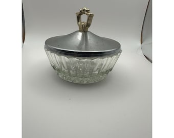 Plat/bonbonnière en verre couvert Kromex Mid-Century moderne avec couvercle en métal