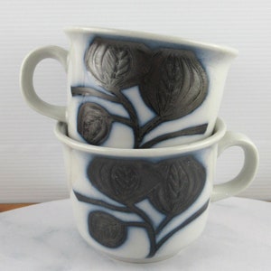 Pair of Vintage Independence Stoneware Sonora Tea Cups by Interface Japan,  Mid Century Japanese Coffee Cups